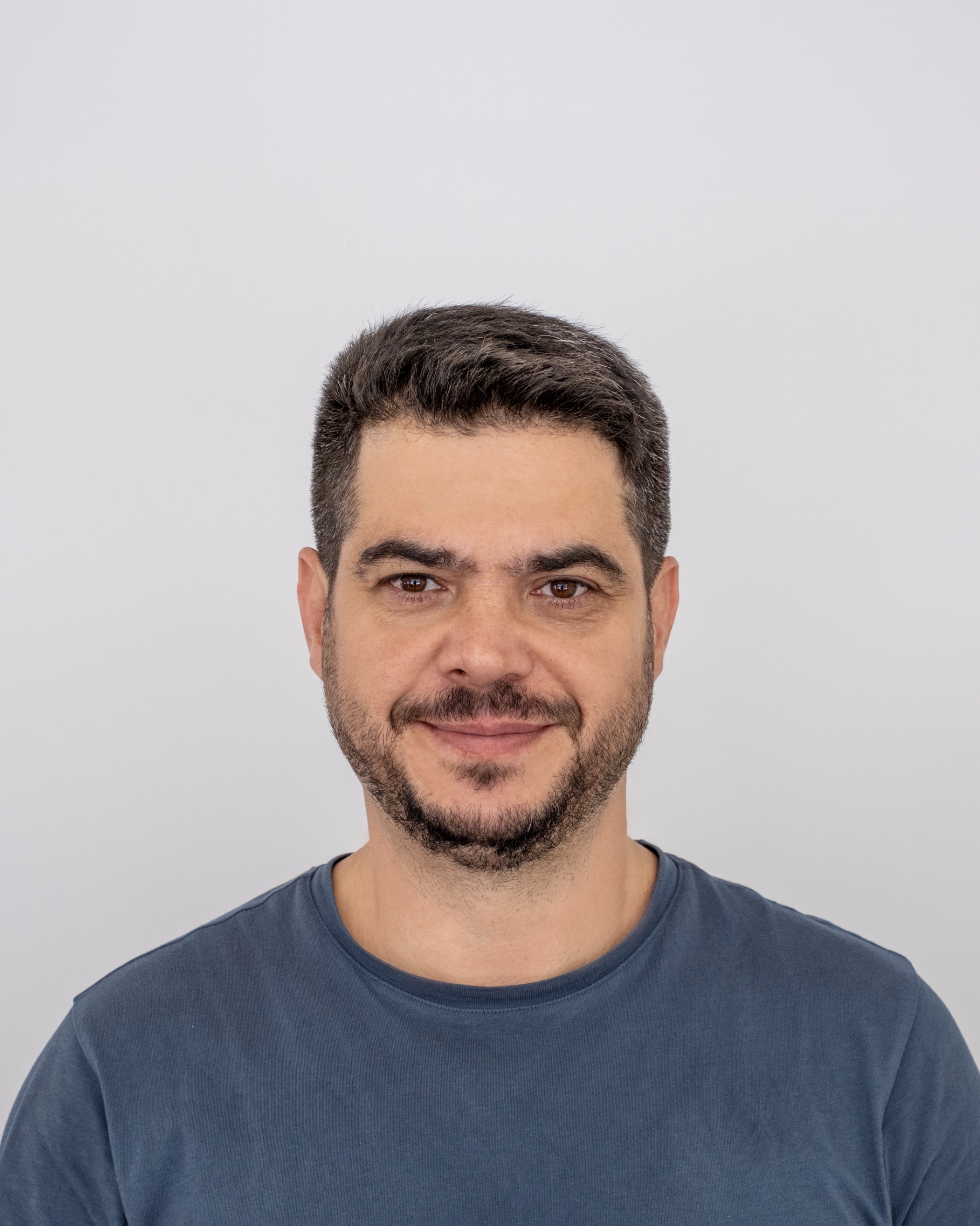 Halil ÖZÇELİK